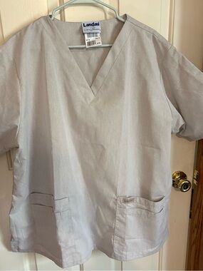 Landau Light Gray V-Neck Scrub Top pockets 2XL uniform workwear plus size